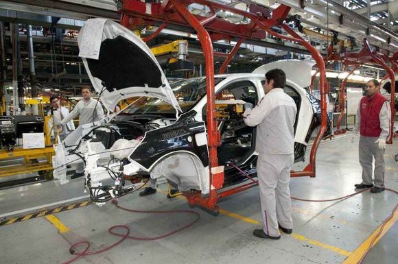 Publican el primer informe que enuncia que se salió de la recesión
