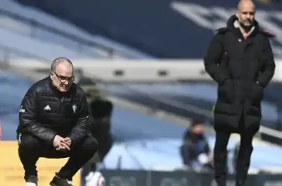 Otra locura: el Leeds de Bielsa dio el batacazo con uno menos y venció al poderoso Manchester City