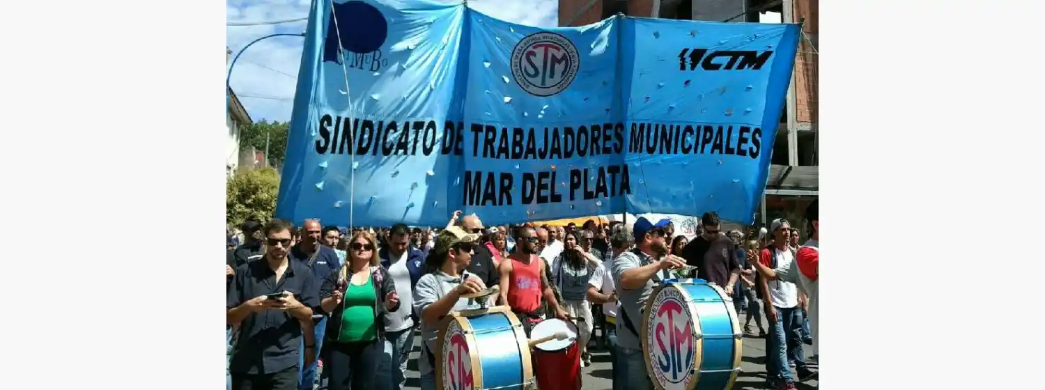 Docentes municipales se adhieren al paro nacional