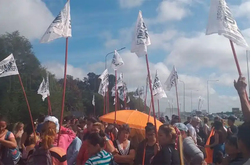 Organizaciones sociales levantaron el corte en la ruta 2