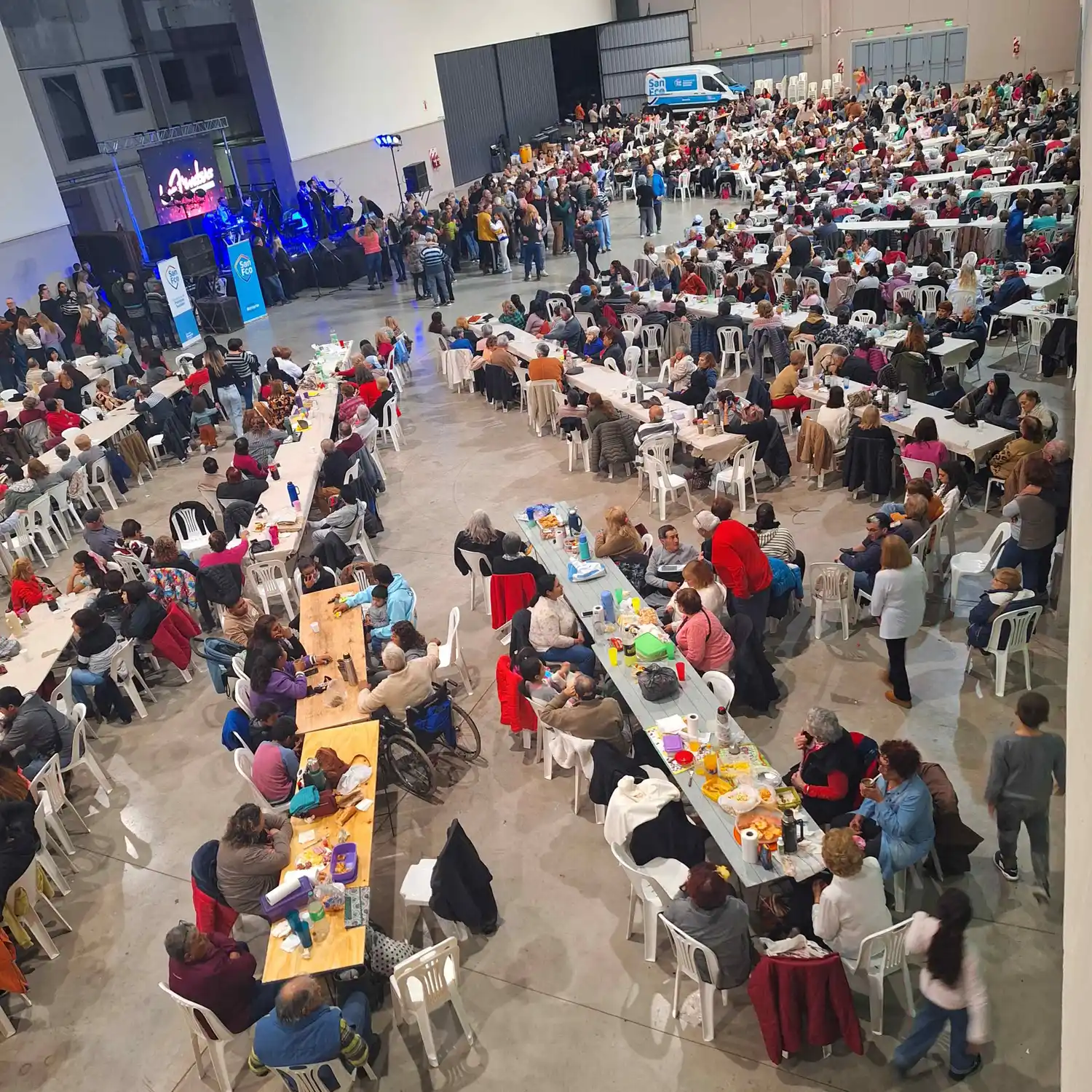 cumpleaños domingos diferentes