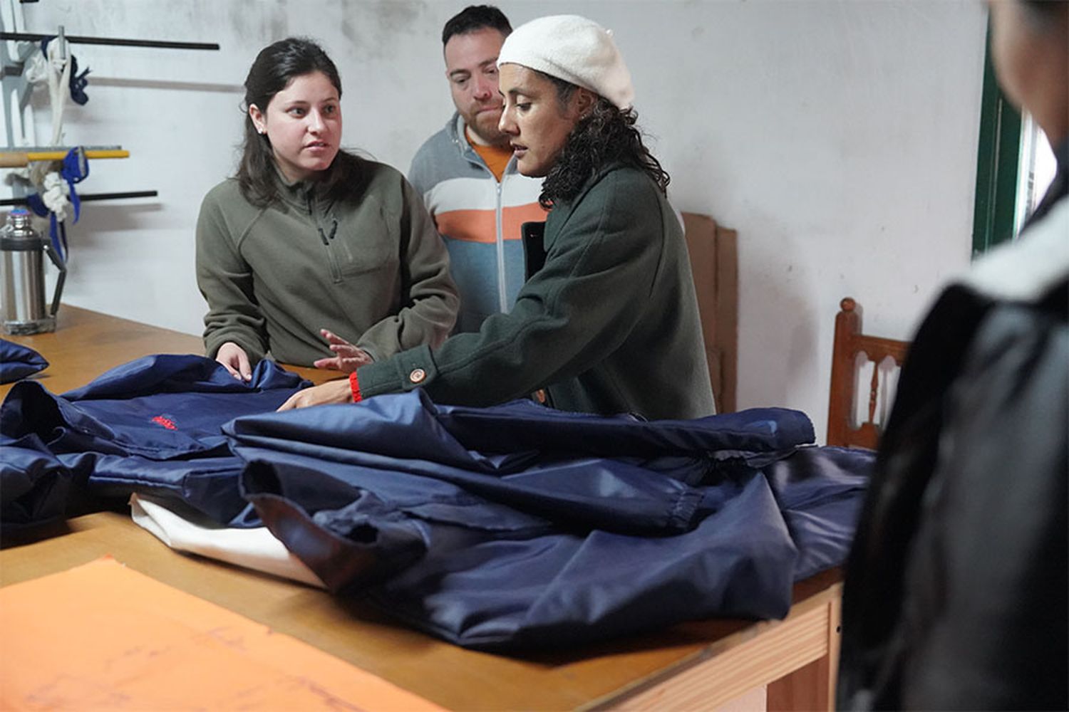 El sector textil y de confección realizo un primer circuito de producción de indumentaria con supervisión profesional.