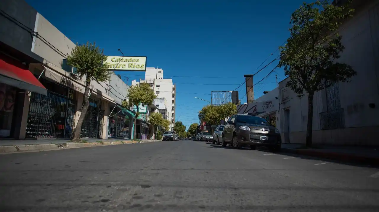 Por la tarde circula menos gente por la ciudad que esta mañana