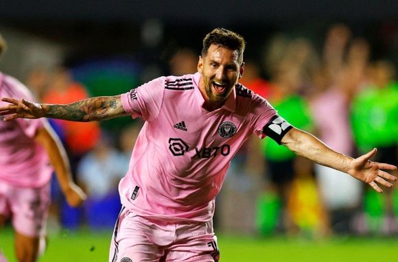 Con un gol espectacular de Messi, Inter Miami le ganó 2-1 a Cruz Azul por la Leagues Cup
