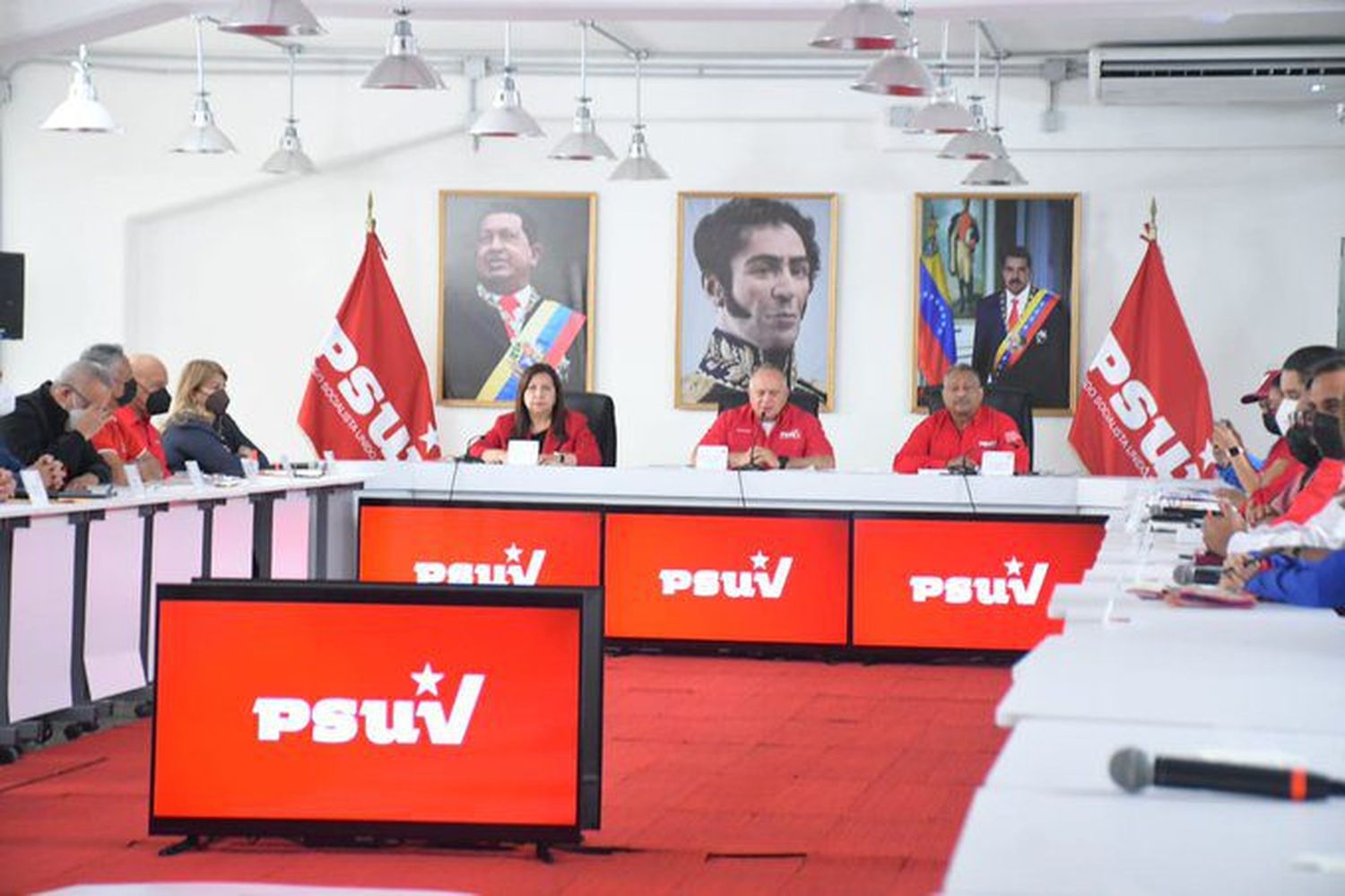 Subastarán bienes de empresarios y funcionarios corruptos: Diosdado Cabello (+ VIDEO)