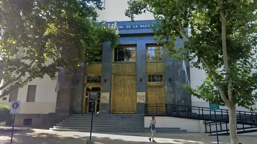 Juzgan a una familia santafesina acusada de someter a una menor bajo una unión forzada