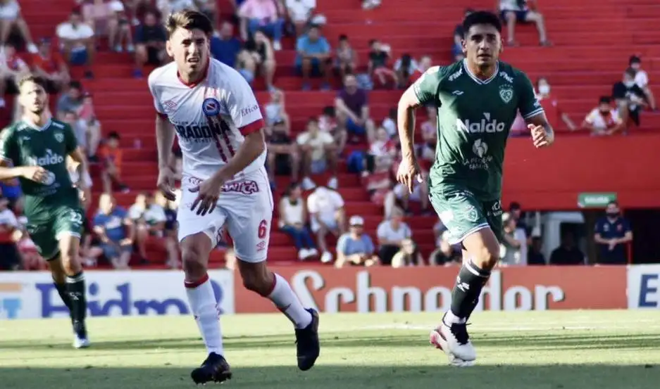 Argentinos y un triunfo que no alcanzó