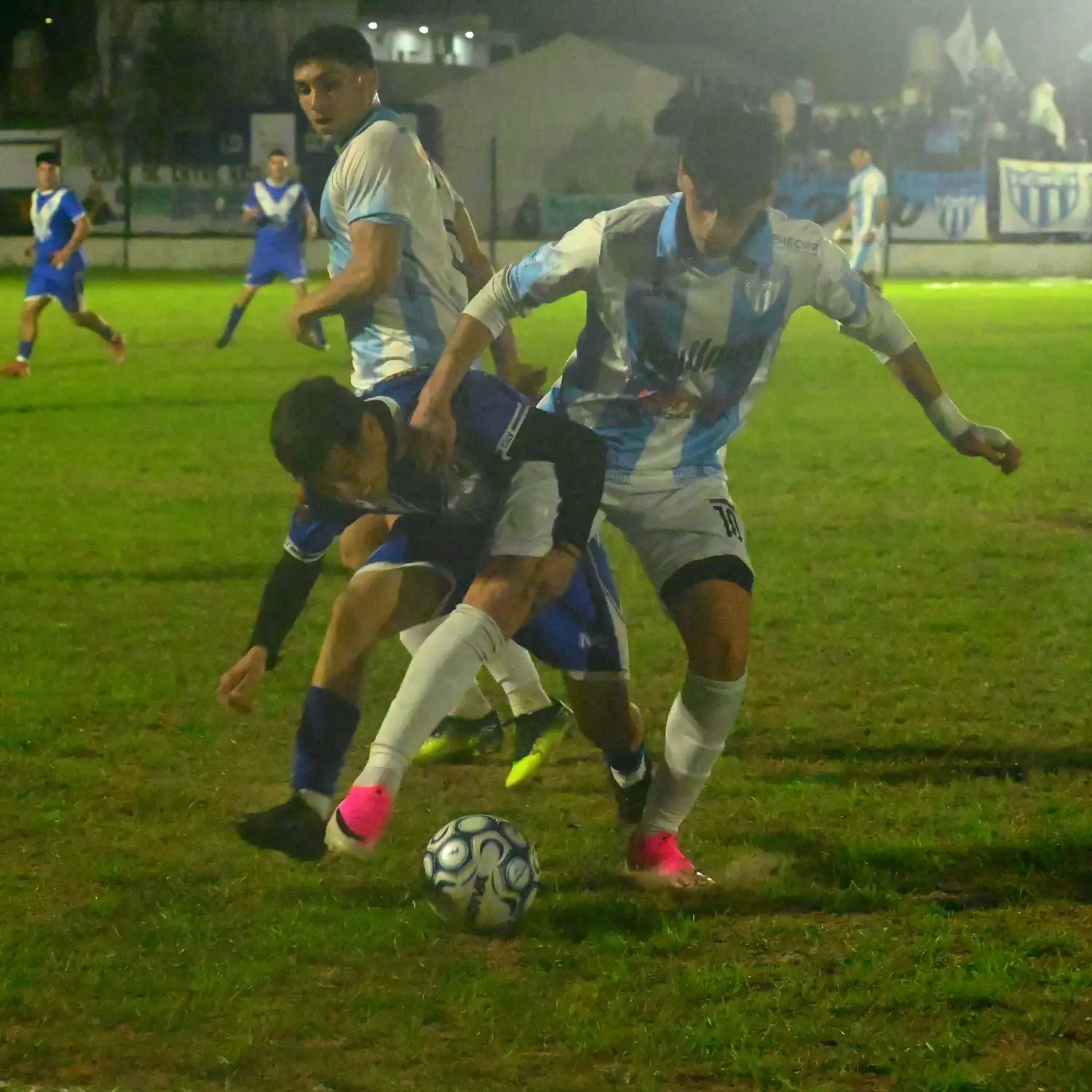 Fútbol local