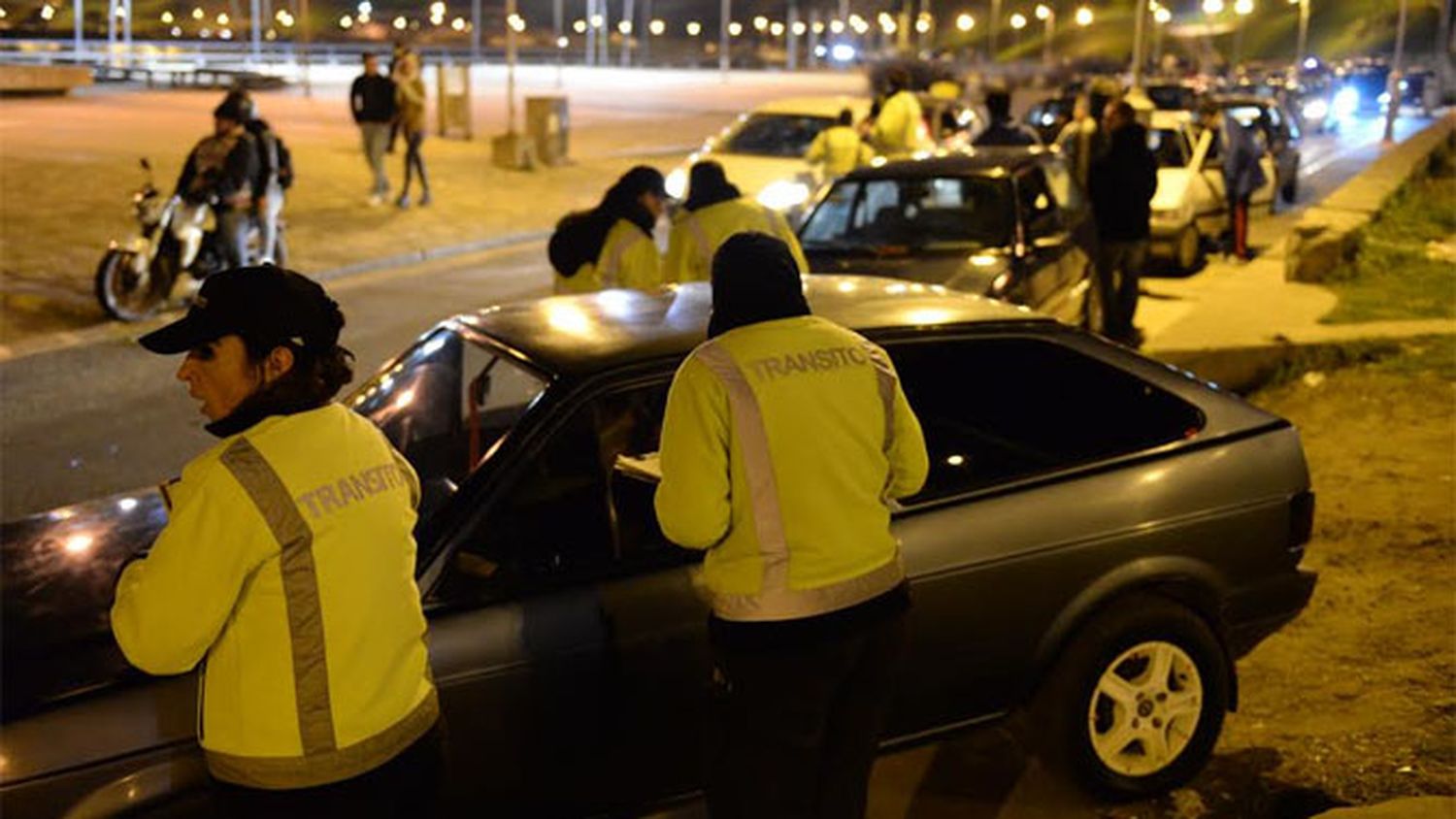 Tránsito suma casi 10 agentes para reforzar los controles nocturnos