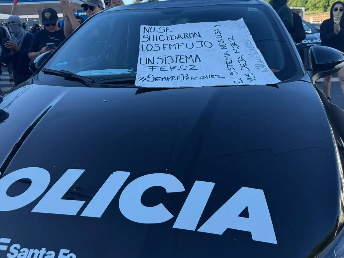 La Jefatura de la Policía sigue siendo escenario de protestas por parte de los agentes
