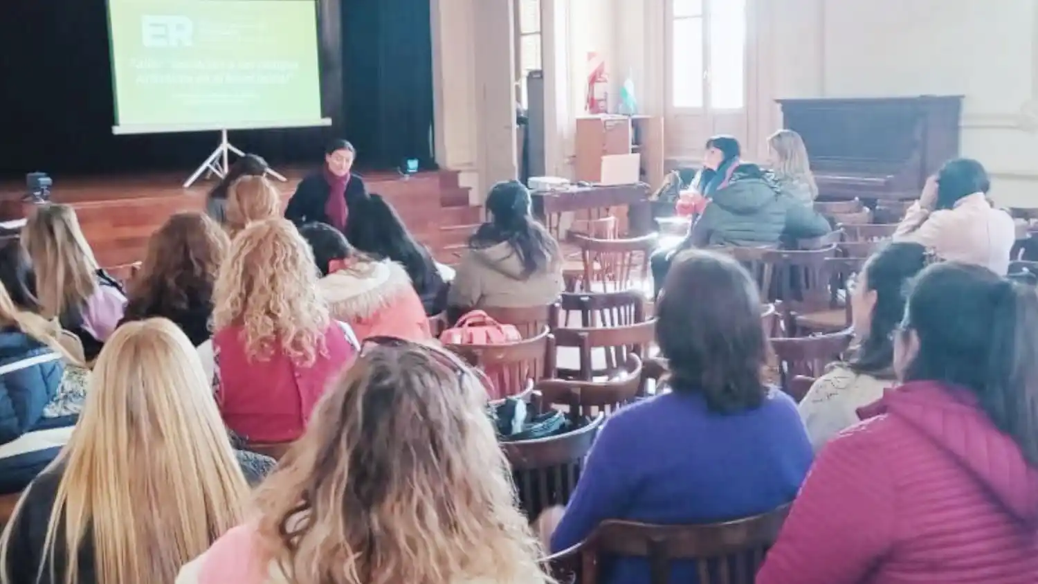 Se realizó una capacitación docente sobre códigos artísticos