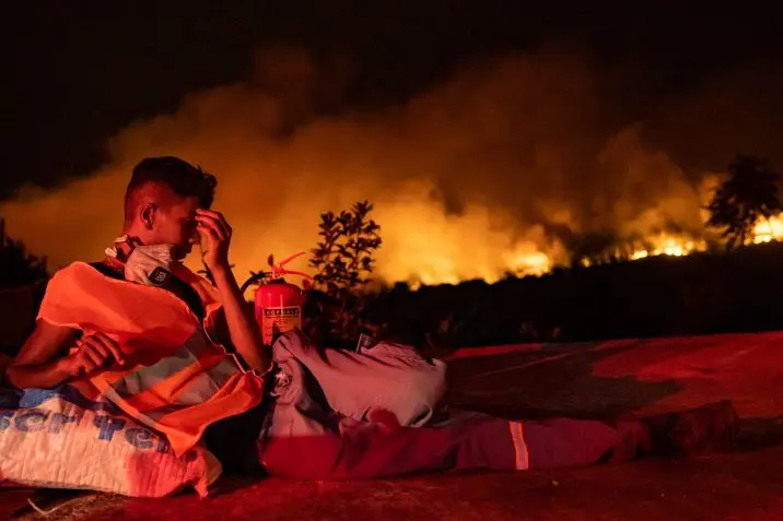 ARDE LA TIERRA, voraces incendios la están quemando este sábado