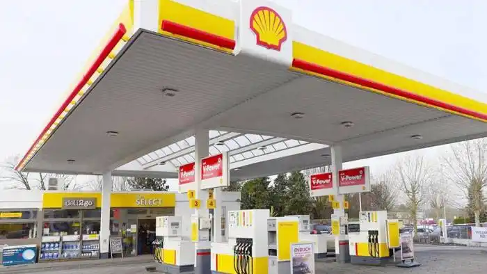 Shell anunció que aumentó las naftas un 4 % este domingo