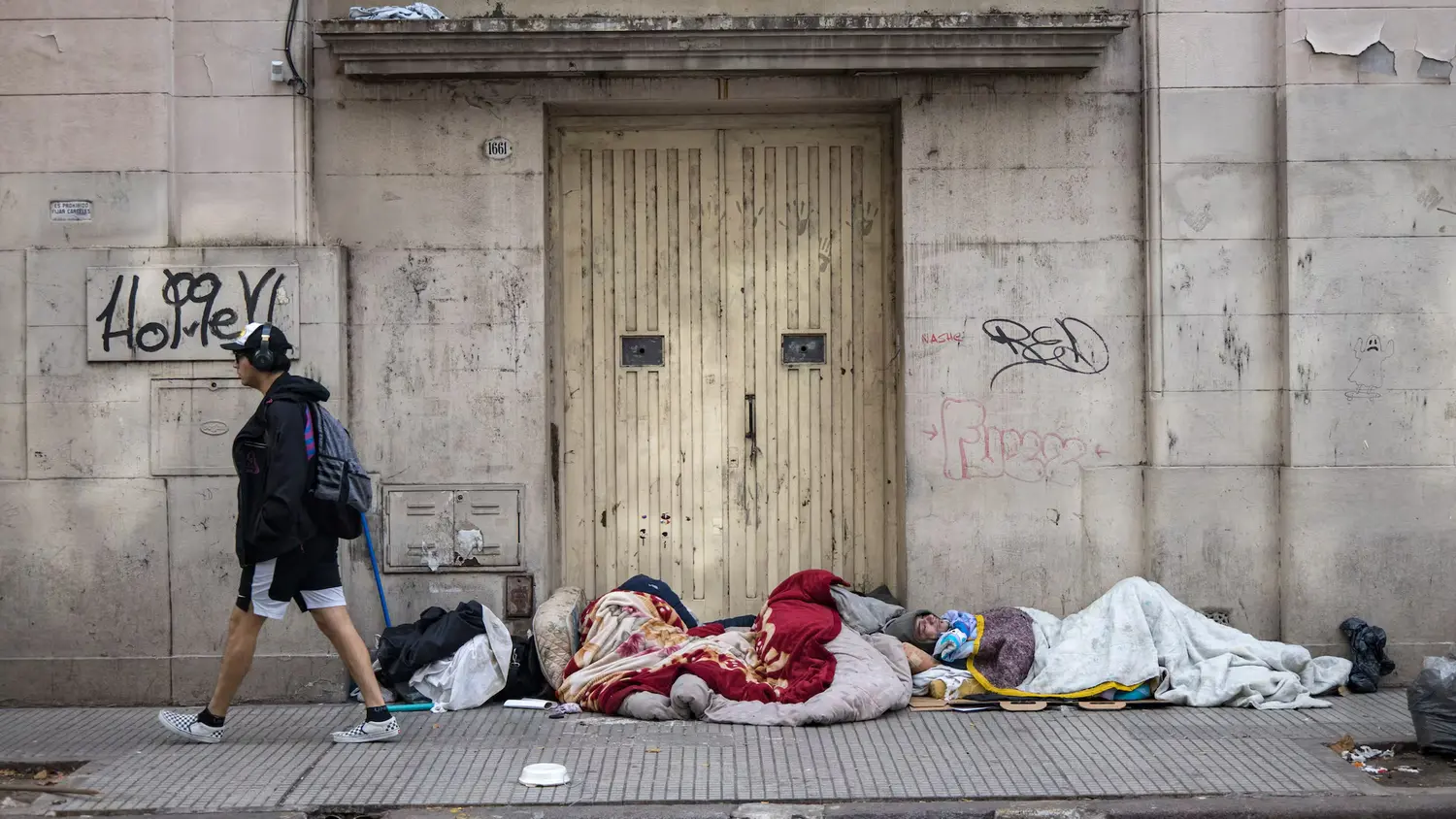 La pobreza alcanzó a 8,5 millones de personas en el segundo semestre del 2025 y cerró el año en 28,2%.