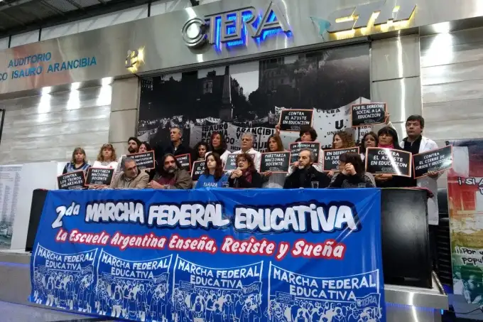 Comenzó la Marcha Federal Docente, en la previa del paro del martes y miércoles