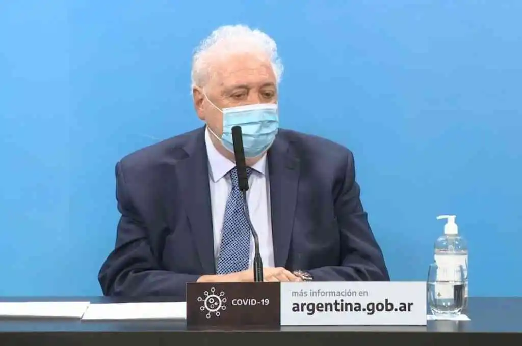 Juntos por el Cambio quiere citar a Ginés González García al Congreso por el problema con los testeos