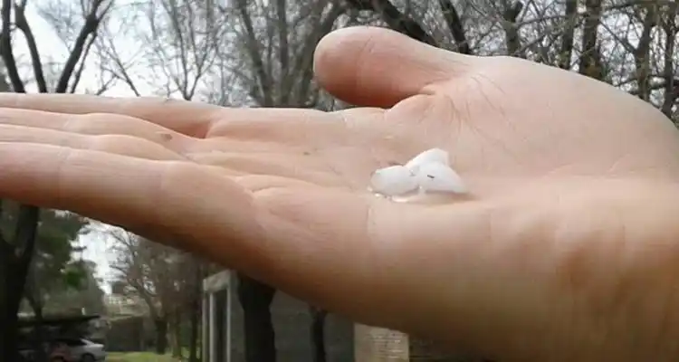 Cayó granizo en algunas zonas de San Pedro