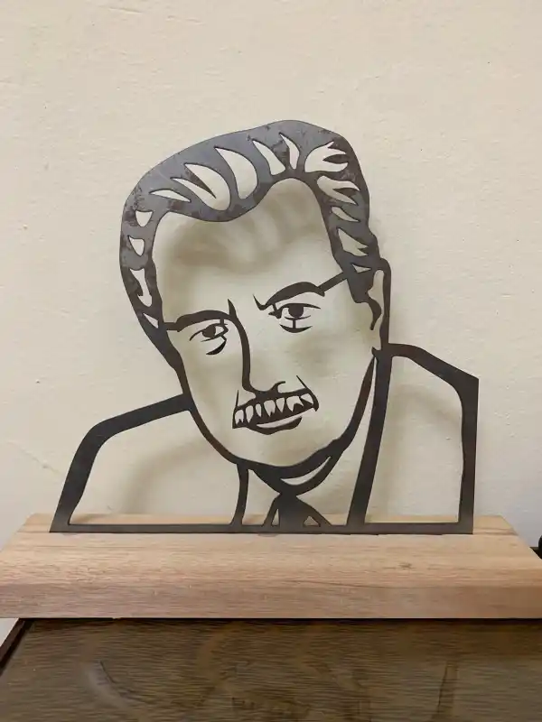 Homenaje a Raúl Alfonsín con la colocación de una escultura en la costanera de Chascomús