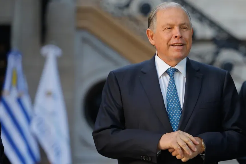 Antes de renunciar Werthein firmó más de 80 traslados.