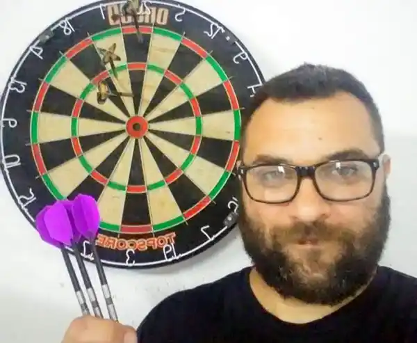 Desafío con dardos