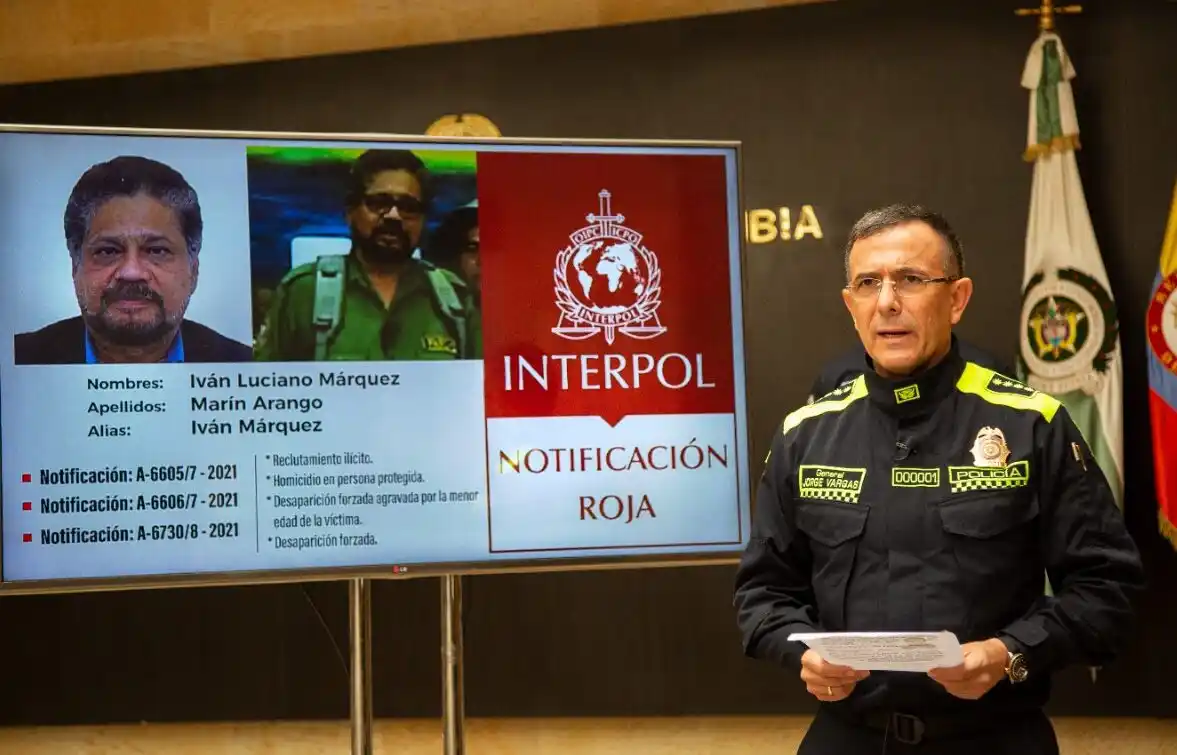 REACTIVAN circular roja contra jefe guerrillero, «Iván Márquez»