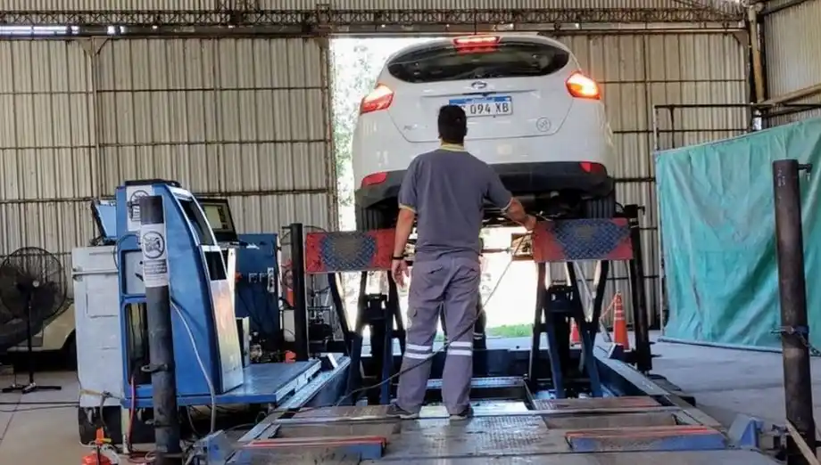 La Verificación Técnica Vehicular habrá aumentado el 445% a fin de año.