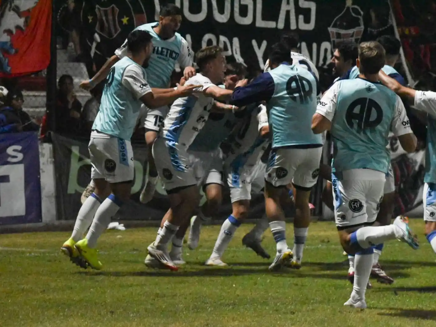 La Crema visita a SM de Formosa el domingo a las 17 hs.Foto:Prensa AR