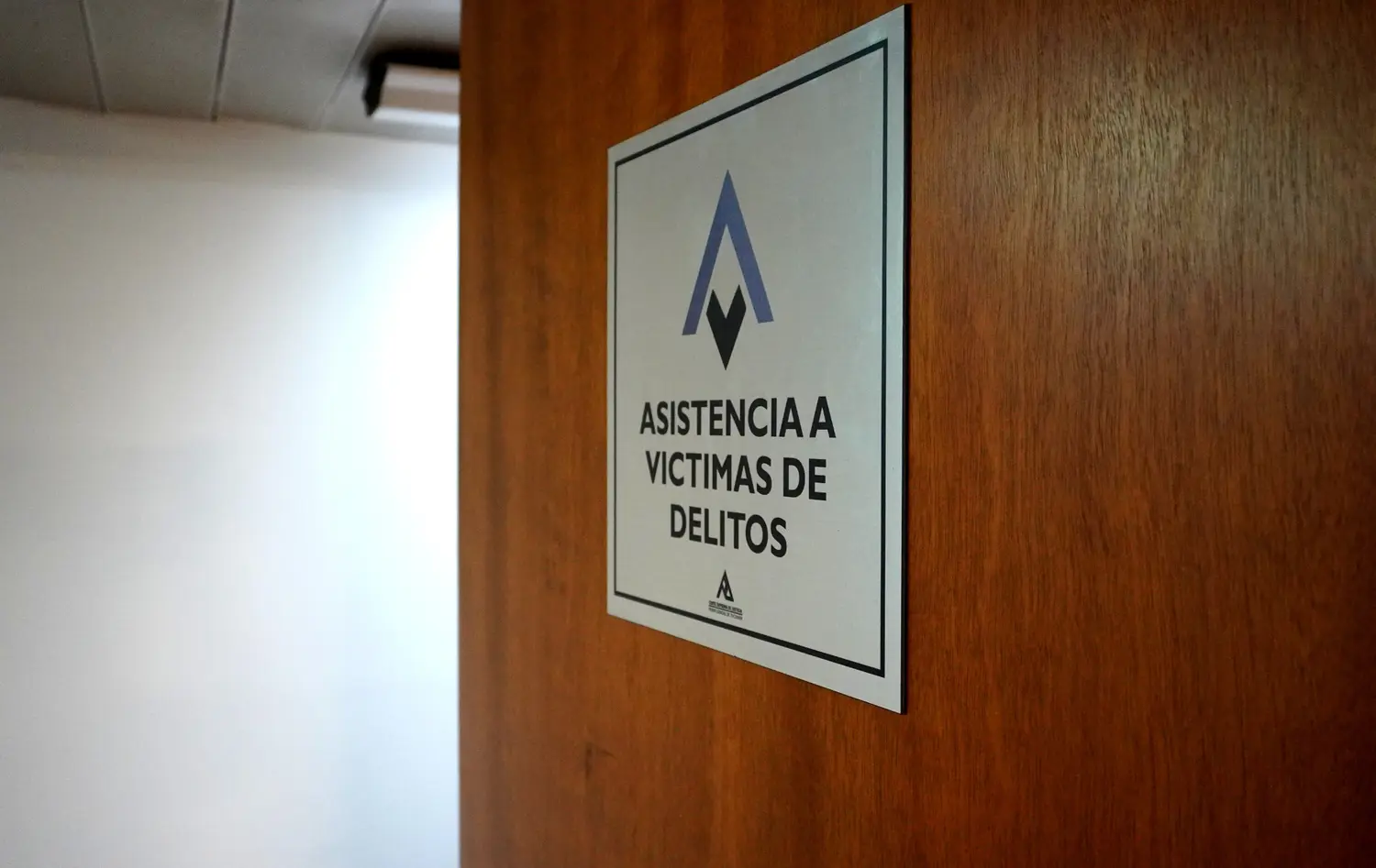 IUSTRATIVA