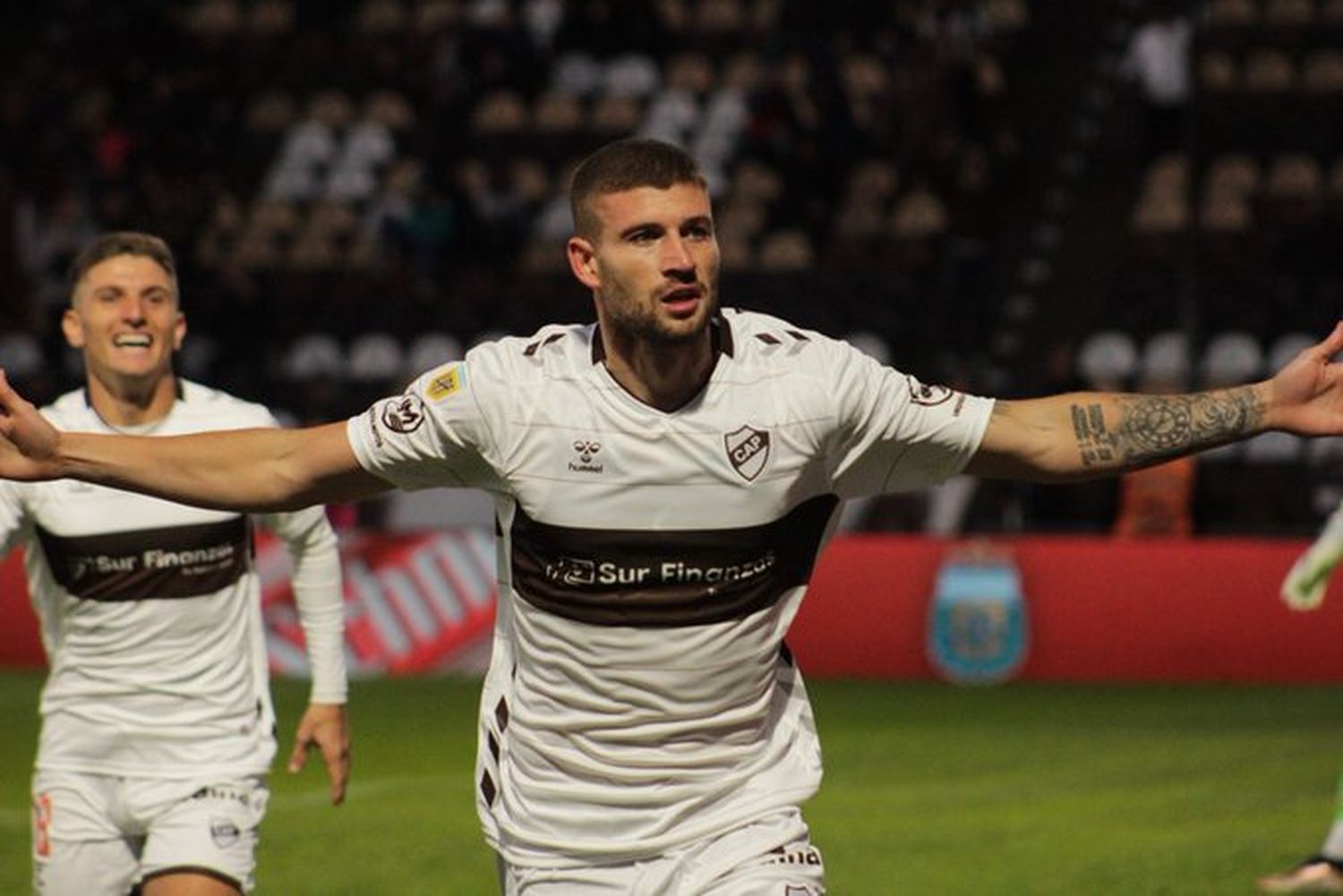 Fiesta en Vicente López: Platense venció a Belgrano y se arrima a los puestos de permanencia