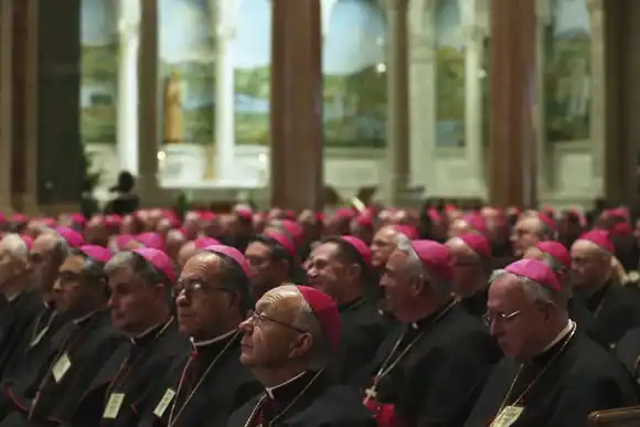 Los obispos católicos de EE.UU. condenan la ofensiva de Trump contra los inmigrantes