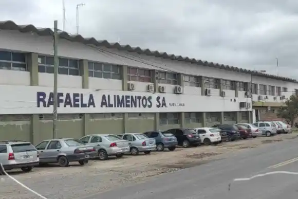 Tragedia en un frigorífico: murió un operario mientras reparaba un ascensor