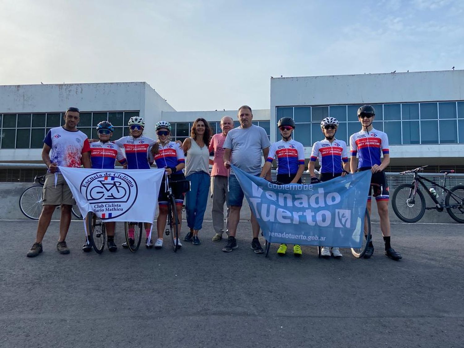 Alumnos de la Escuela Municipal de Ciclismo, en el Campeonato Argentino en Ruta