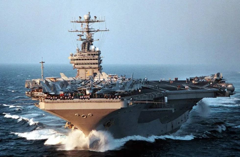Llega un portaaviones estadounidense con 5.400 marinos a la Argentina