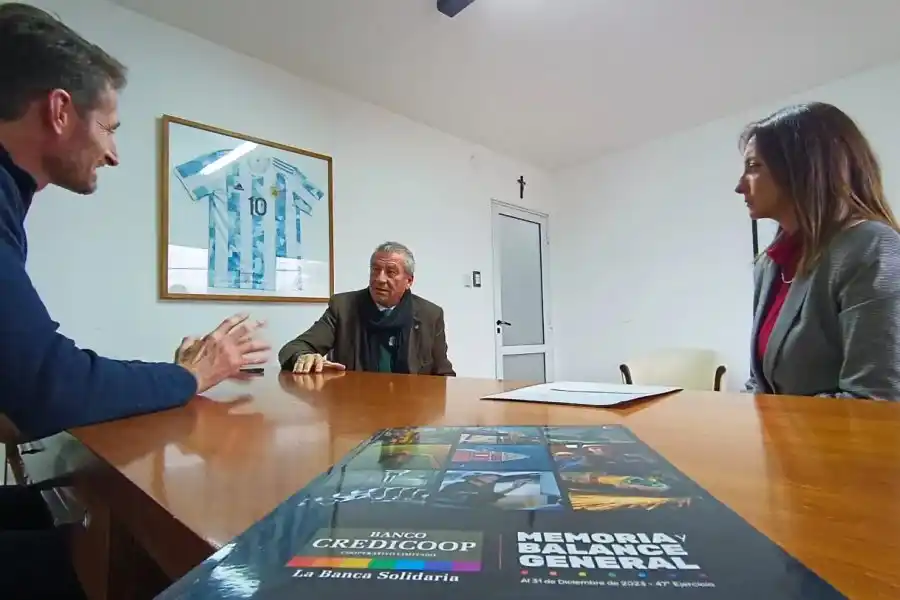 Gonzalo Aira se reunió con el gerente zonal del Banco Credicoop