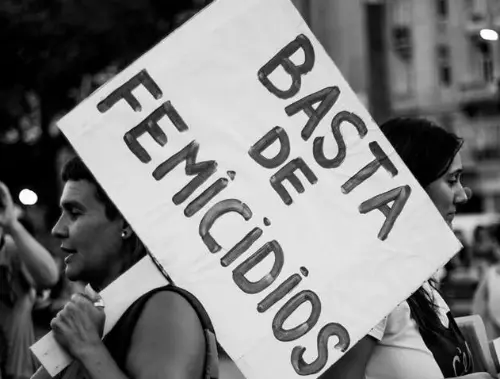 #8M: La Cámara de Diputados bonaerense exime a las mujeres de fichar 