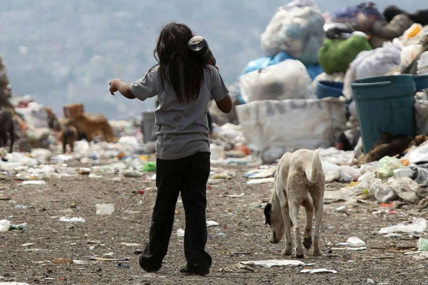 El 63% de los chicos y adolescentes argentinos son pobres y el 16,2% son indigentes, la cifra más alta desde 2010