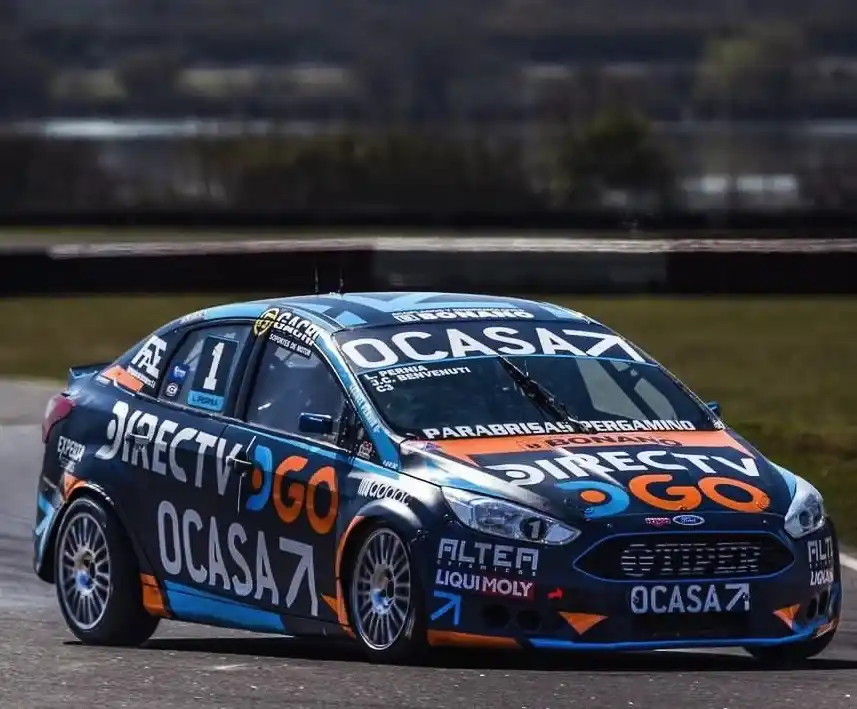 Tiago Pernía fue 10°, y su padre tuvo que abandonar           