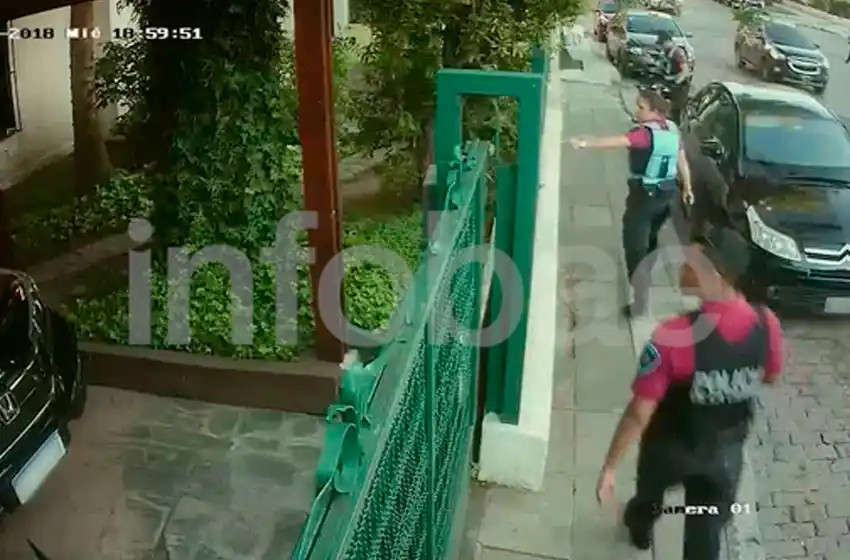 Video: el momento en que tiraron un artefacto explosivo en la casa del juez Bonadio