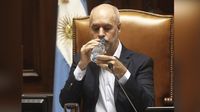 Qué es el Temblor Esencial, la condición que afecta a Horacio Rodríguez Larreta