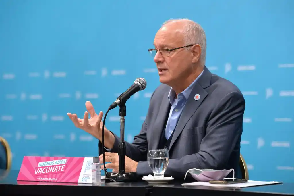 "Las medidas de cuidado cortaron la subida exponencial de contagios"