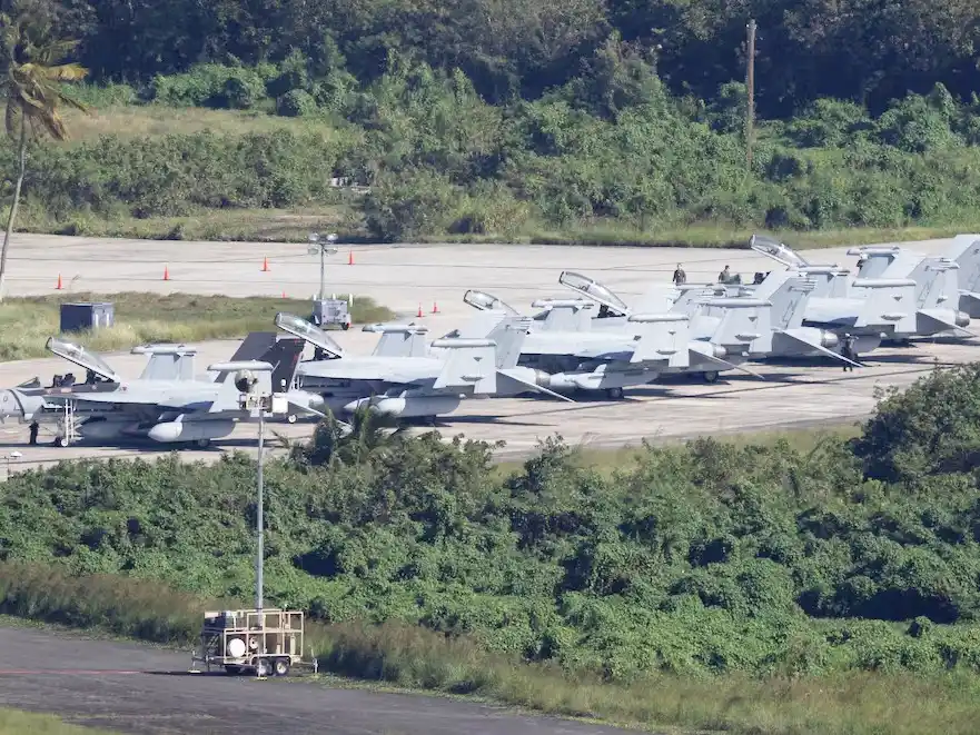 Trinidad y Tobago aprobó el uso de sus aeropuertos por aviones militares de Estados Unidos