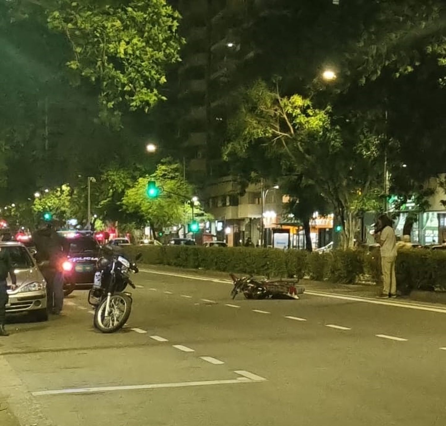 Una mujer fue atropellada por una moto en Pellegrini y Laprida