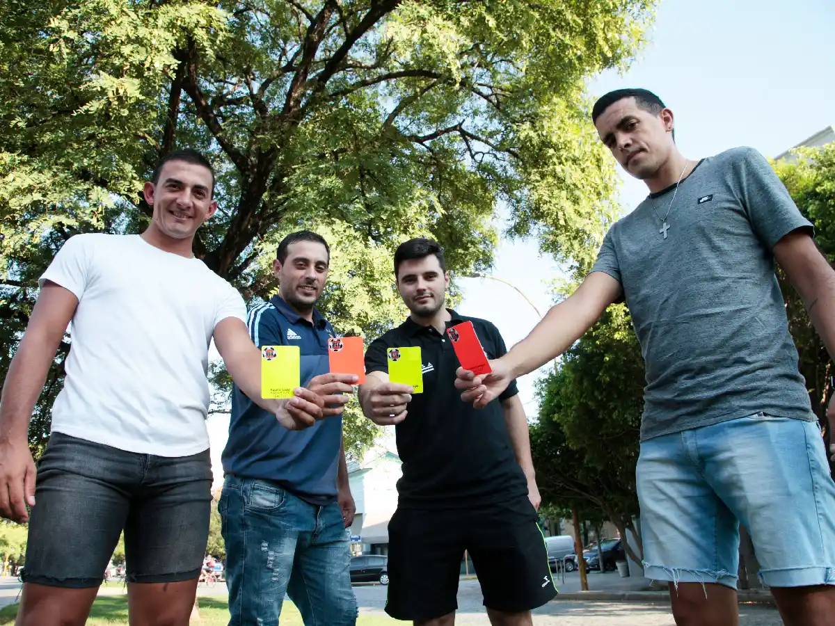 "El arbitraje es una mirada diferente del fútbol"