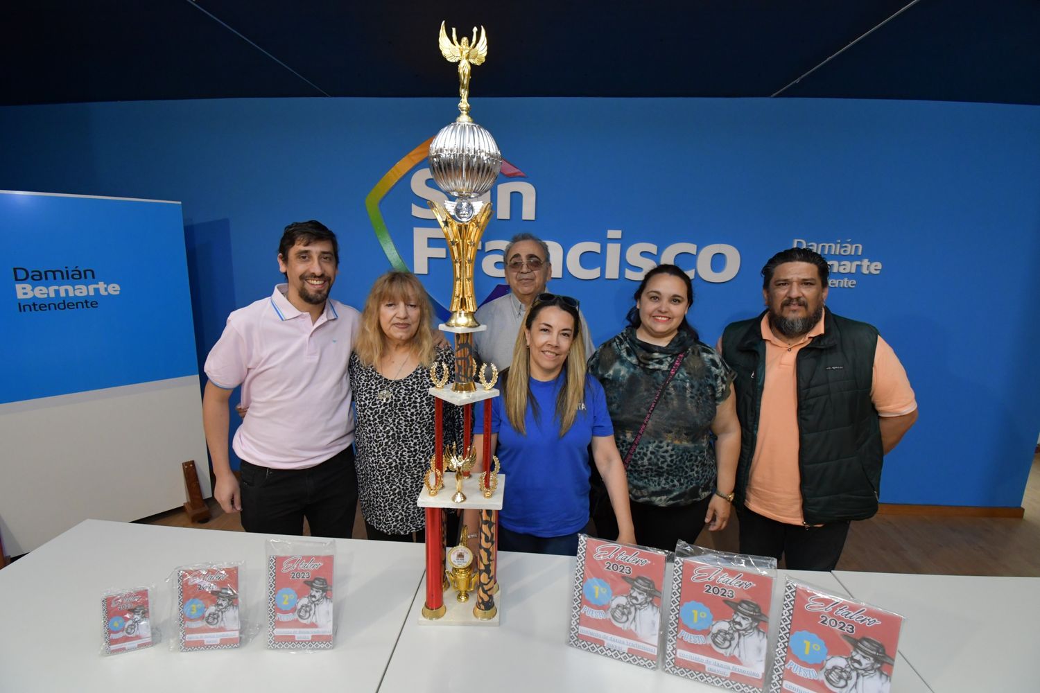 La Escuela Municipal de Danzas Folclóricas obtuvo premios en todas las categorías en las que participaron,