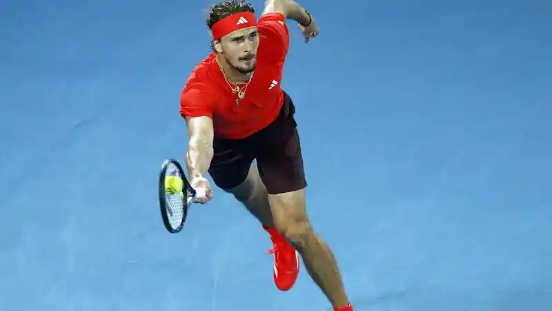 Zverev avanzó en Australia.