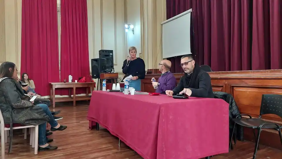 Se desarrolló una Jornada de diálogo en Escuela Normal