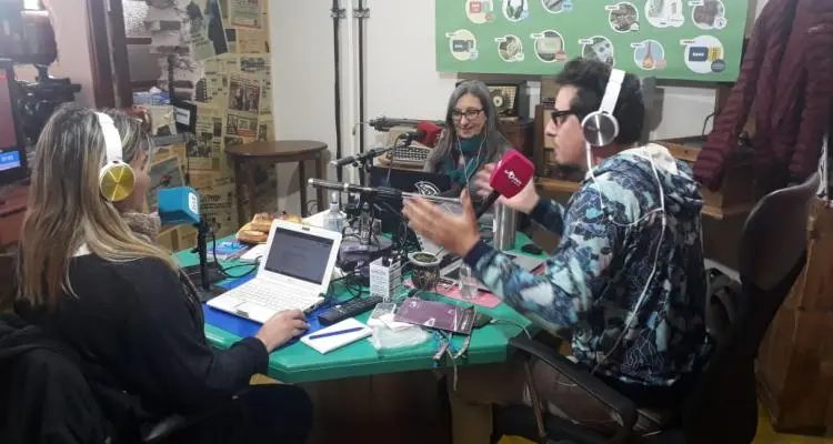 Reviví la transmisión por YouTube de Sin Galera, el programa de Lilí Berardi