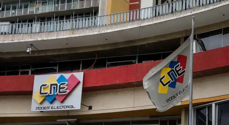 Asamblea de Maduro elige nuevos rectores del CNE