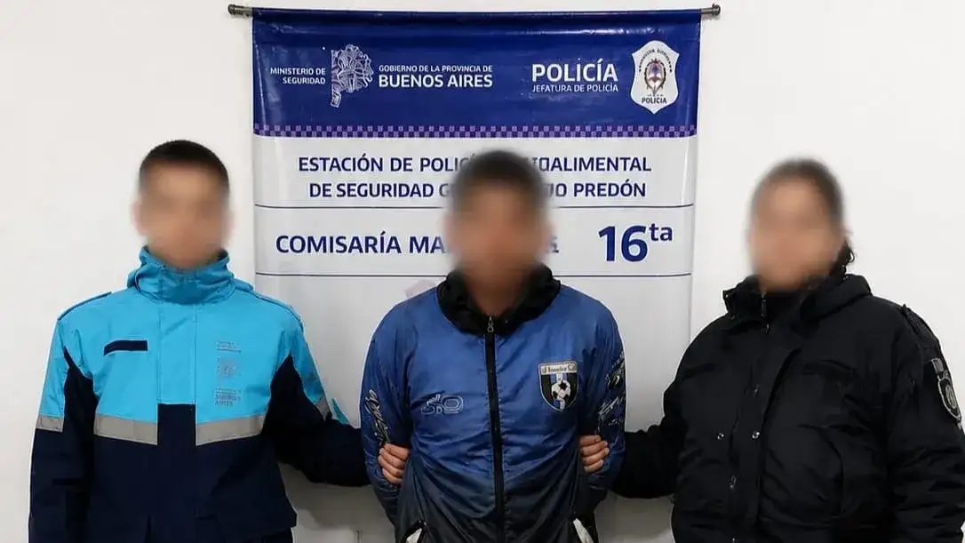 Detuvieron a un hombre acusado de robar una mochila cerca del Polideportivo