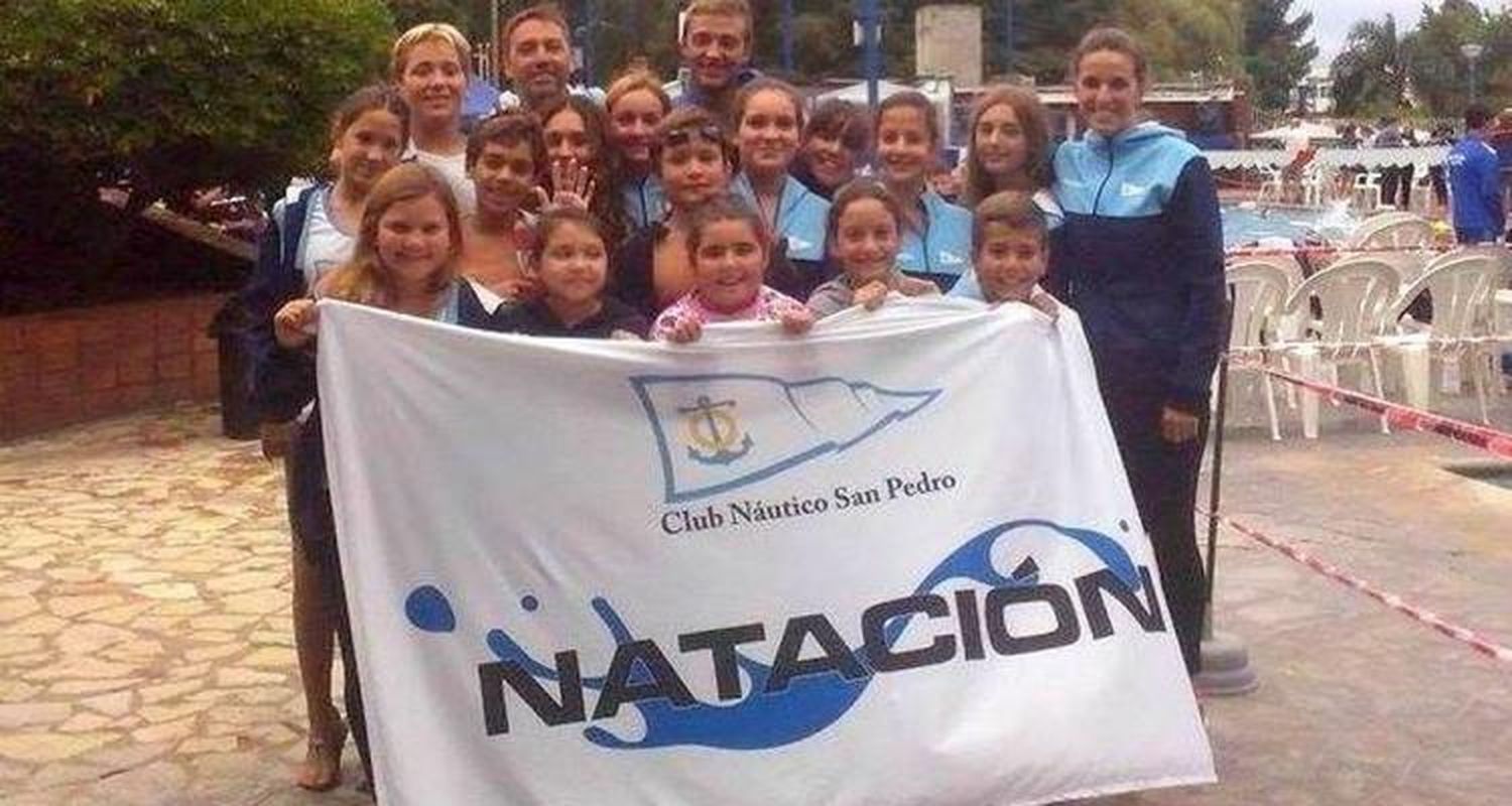 Nadadores de Náutico y Pescadores compitieron en Zárate